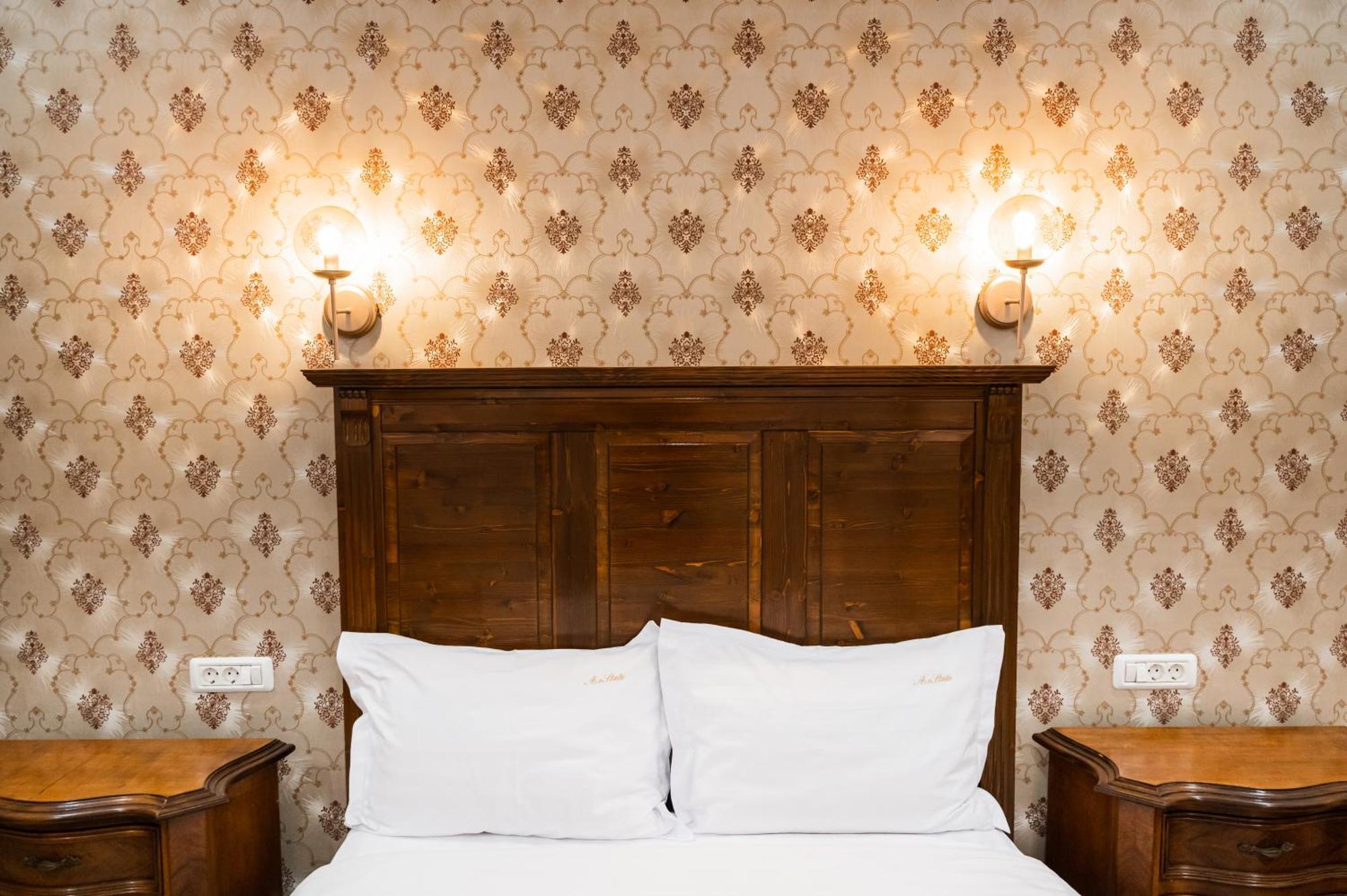 Apollonia Estate Old Town Big And Luxurious Appartement Braşov Buitenkant foto